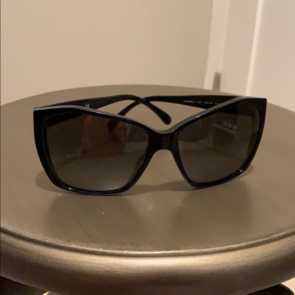 100% authentic Chanel sunglasses